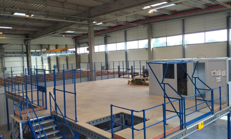 Plateforme mezzanine autoportée, palettier rack - Bretagne rayonnage