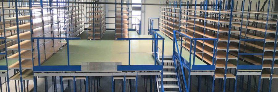 Plateforme-mezzanine sur rayonnage