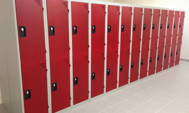 Vestiaires accessoire de rangement professionnel Bretagne rayonnage