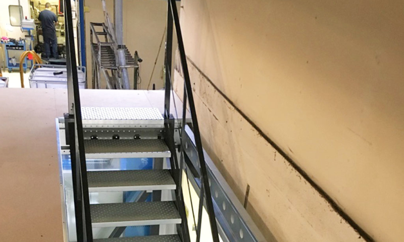 Escalier, plateforme de stockage professionnelle, rack - Bretagne rayonnage