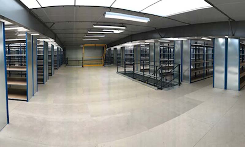 Plateforme-mezzanine, permet de créer une zone Machine/Bureau/Zone de réception en dessous