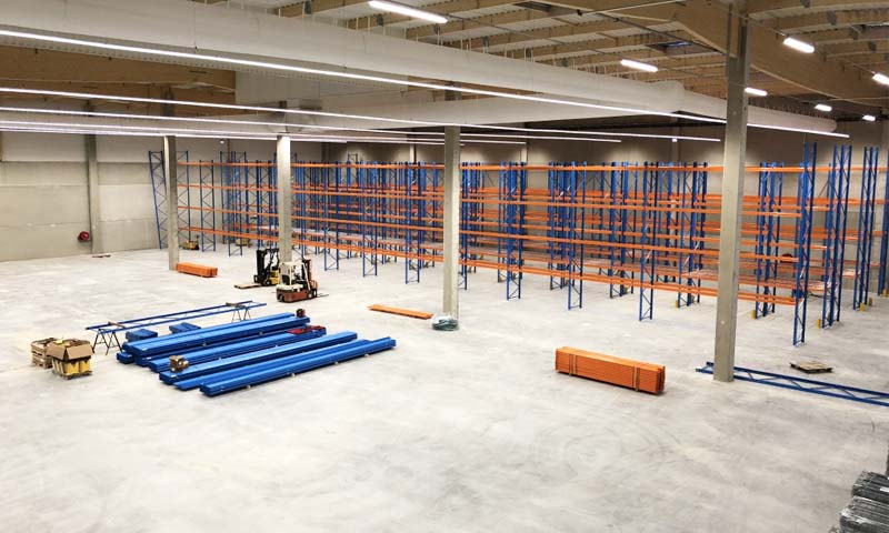 SERVIPHAR, client de Bretagne rayonnage, installation de palettiers.